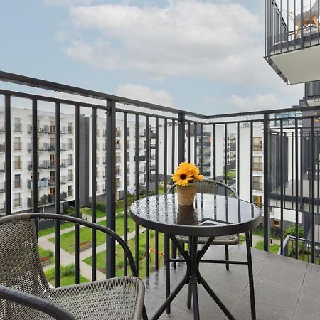 Cozy Apartment With Parking Bakalarska By Noclegi Renters Warsaw Ngoại thất bức ảnh