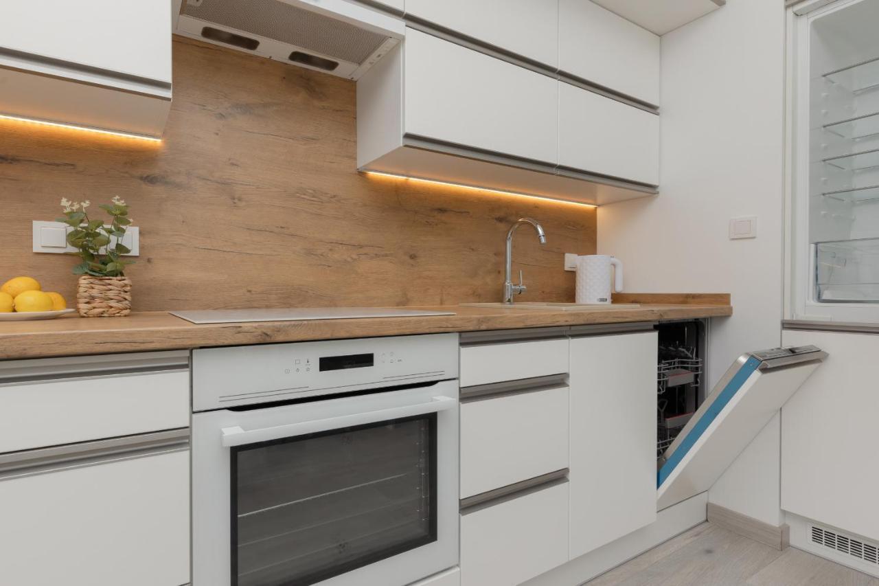 Cozy Apartment With Parking Bakalarska By Noclegi Renters Warsaw Ngoại thất bức ảnh