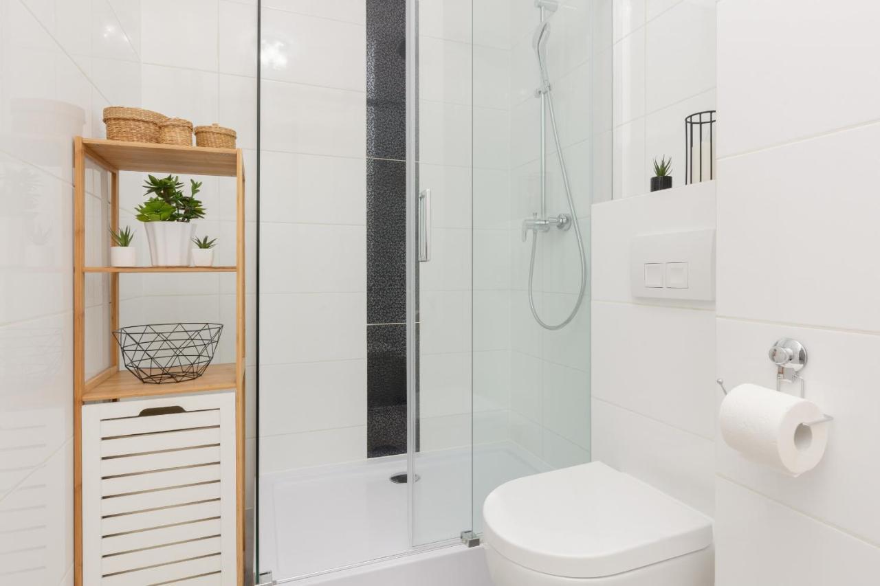Cozy Apartment With Parking Bakalarska By Noclegi Renters Warsaw Ngoại thất bức ảnh